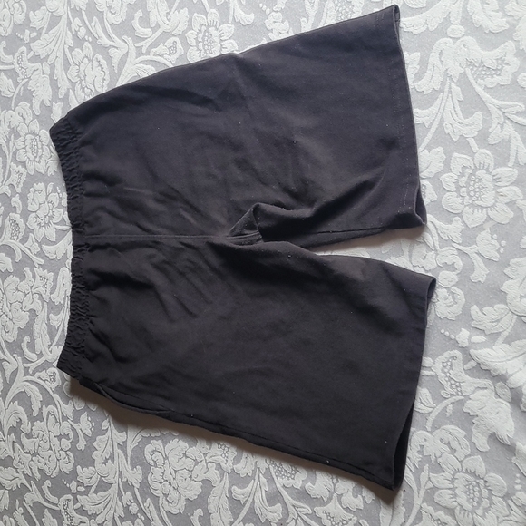 Puma Shorts - Picture 4 of 8